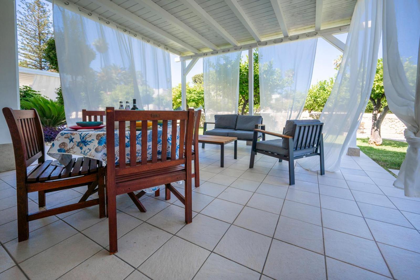 Villa Venera Fontane Bianche Charme Apartments ภายนอก รูปภาพ